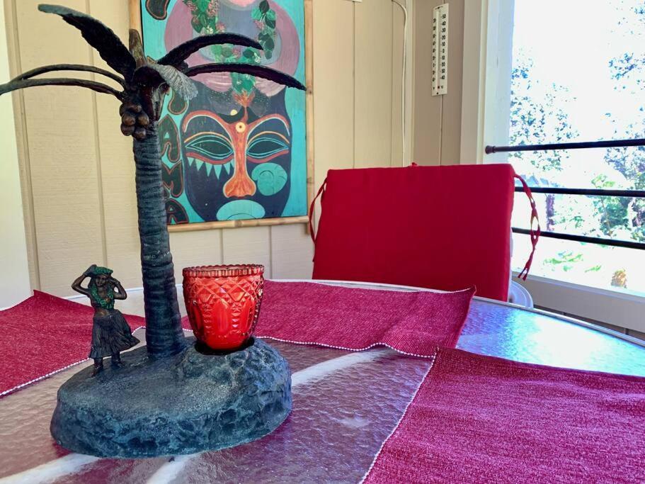 Hau'Oli Place Tiki Cottage In 볼케이노 외부 사진