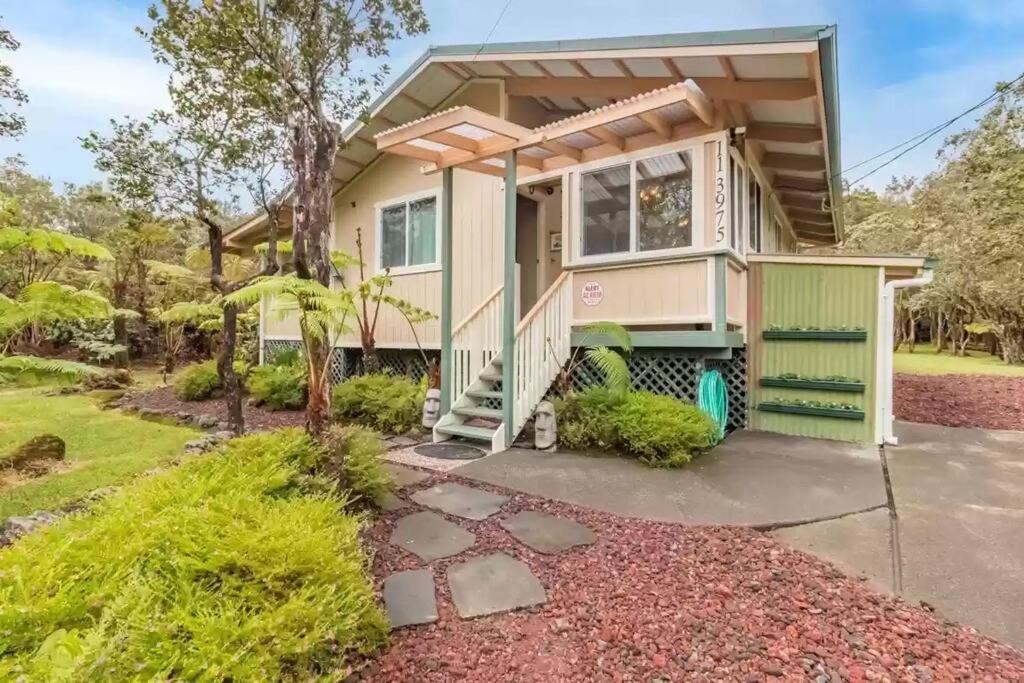 Hau'Oli Place Tiki Cottage In 볼케이노 외부 사진