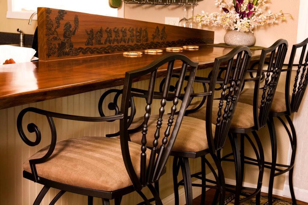 Hau'Oli Place Tiki Cottage In 볼케이노 외부 사진